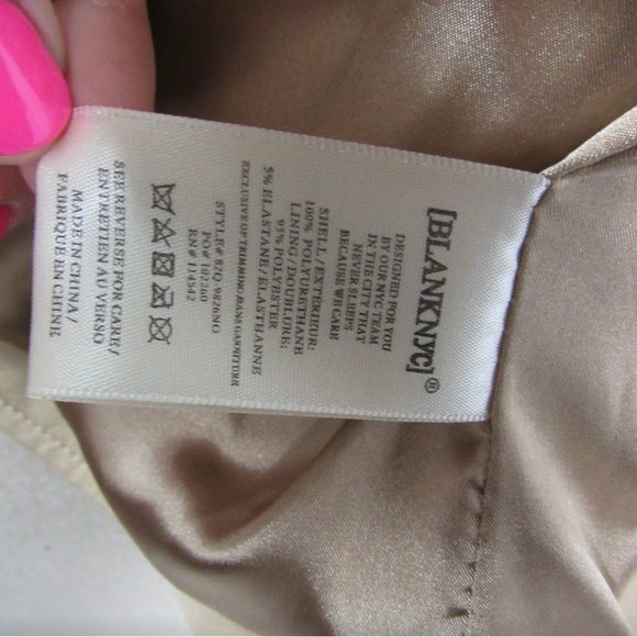 Blank NYC Beige Floral Embroidered Moto Jacket NWT - Picture 3 of 8